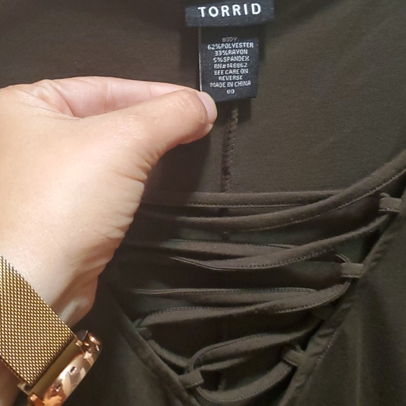 green top - Picture 2 of 2